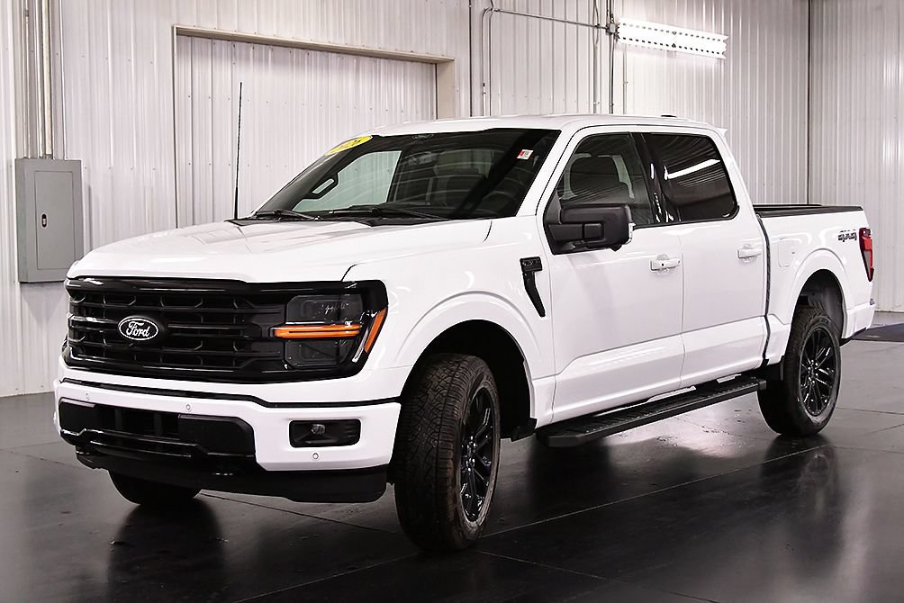 New 2026 Ford F150 XLT w/ Equipment Group 302A MID AWD/4WD image 3