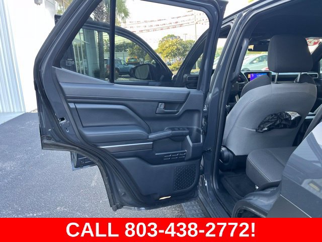 Used 2025 Toyota 4Runner TRD Off-Road AWD/4WD image 9