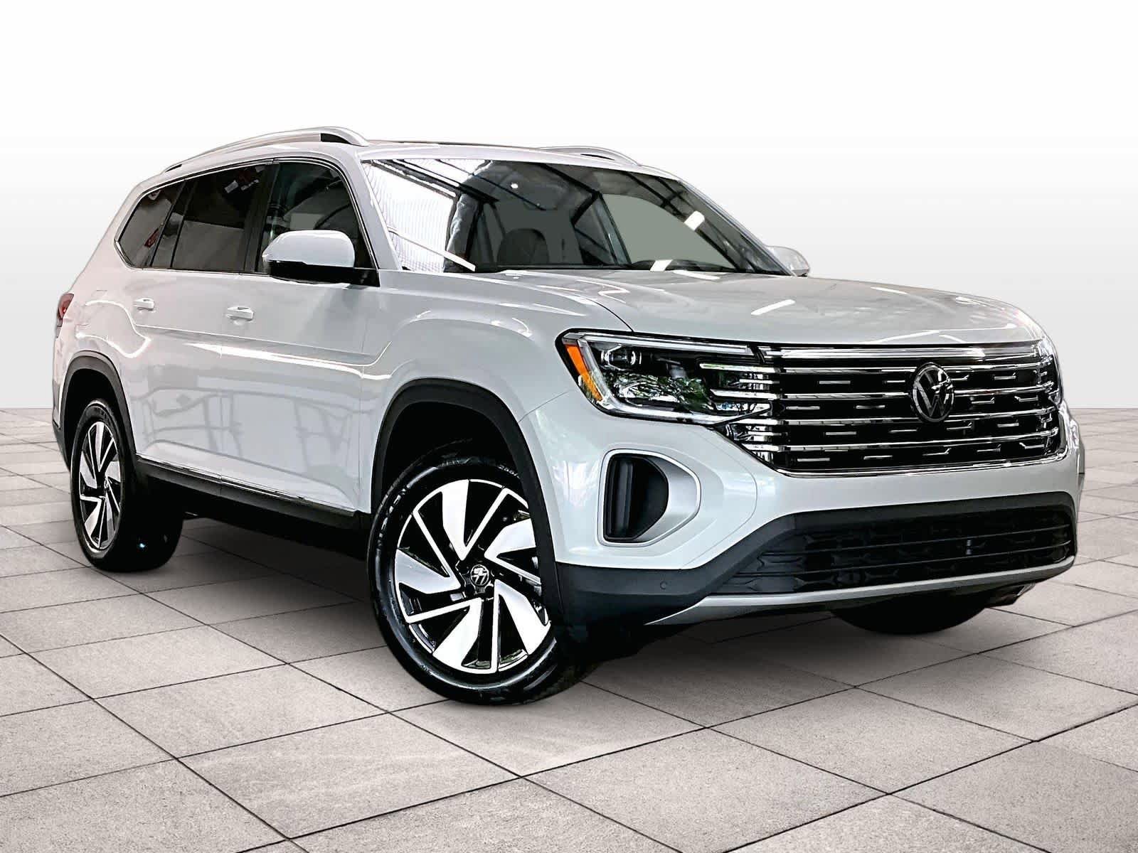 New 2026 Volkswagen Atlas SEL AWD/4WD image 2