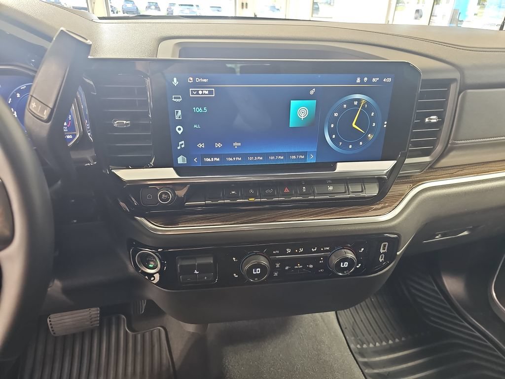 Certified 2025 Chevrolet Silverado 1500 LT AWD/4WD image 25