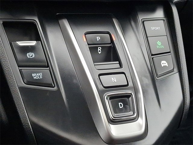 Used 2022 Honda CR-V Touring image 16