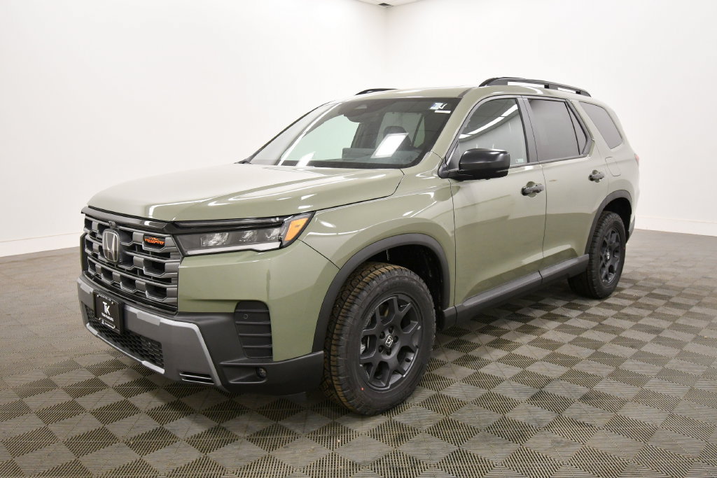 New 2026 Honda Pilot TrailSport image 2