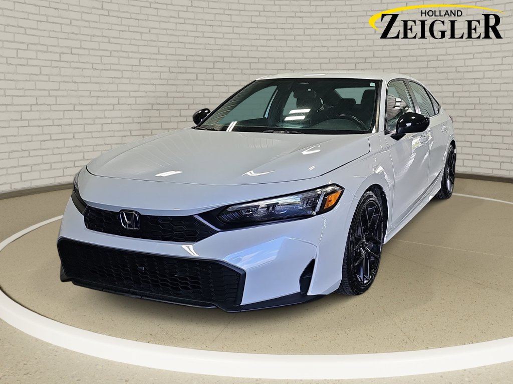 Used 2025 Honda Civic Sport image 1