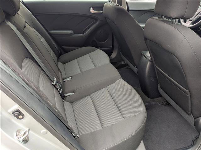 Used 2017 Kia Forte LX image 18