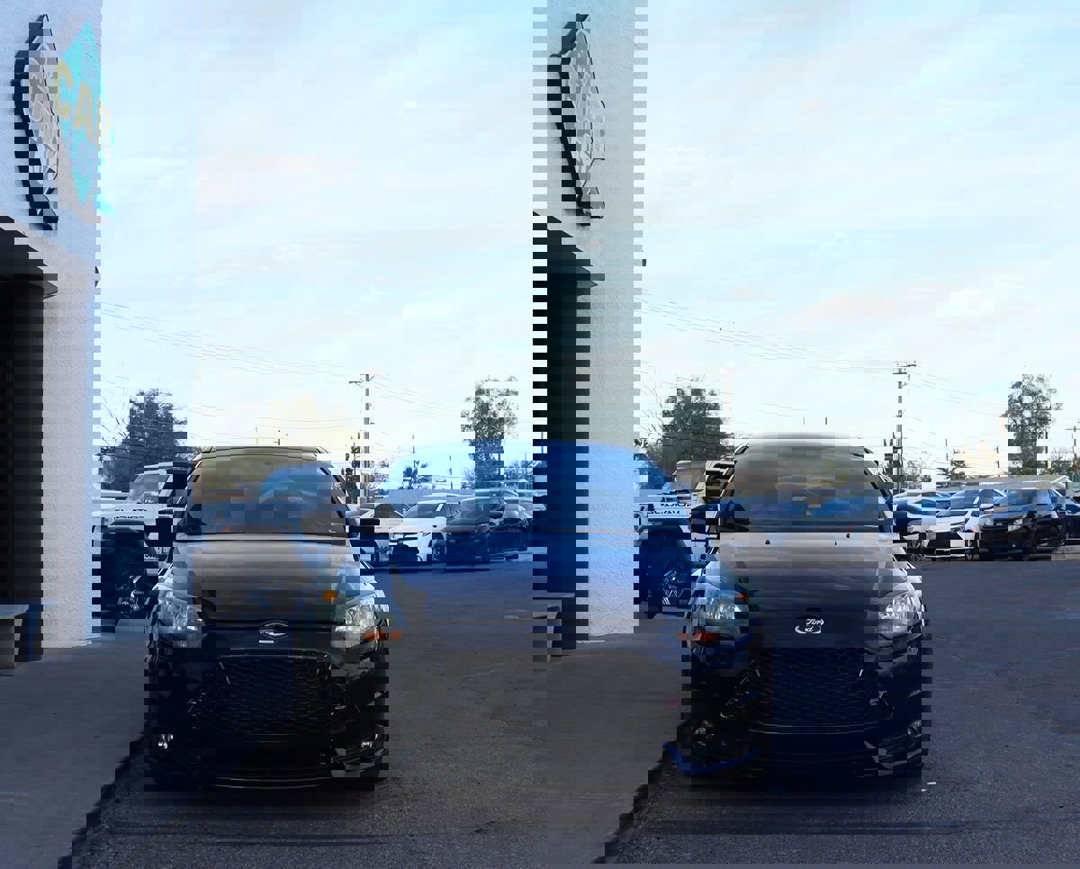 Used 2014 Ford Focus ST image 16