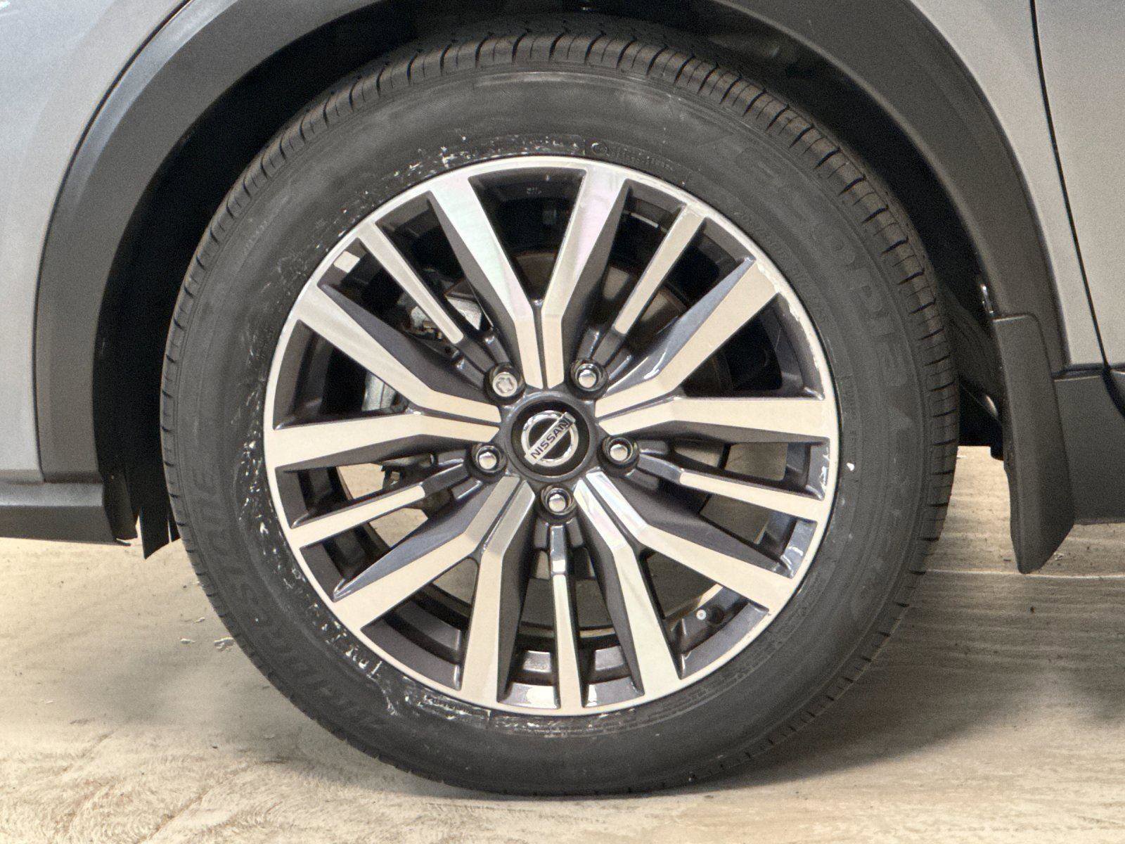 Used 2021 Nissan Kicks SV image 24