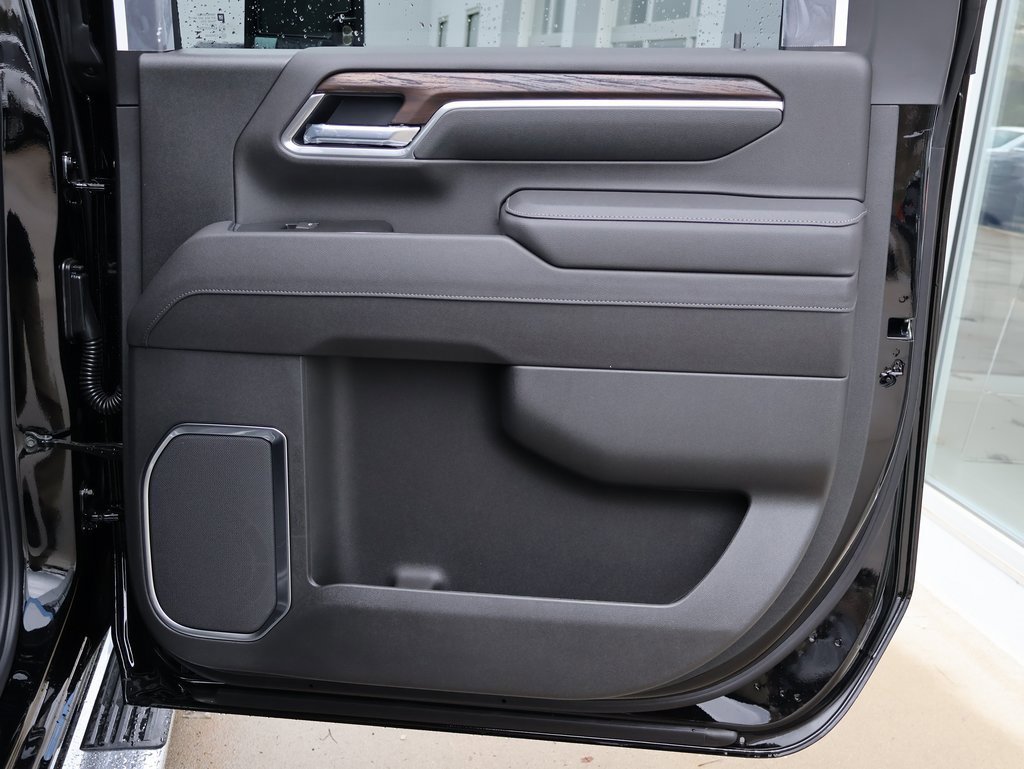 New 2025 GMC Sierra 2500 SLT w/ SLT Premium Package image 45