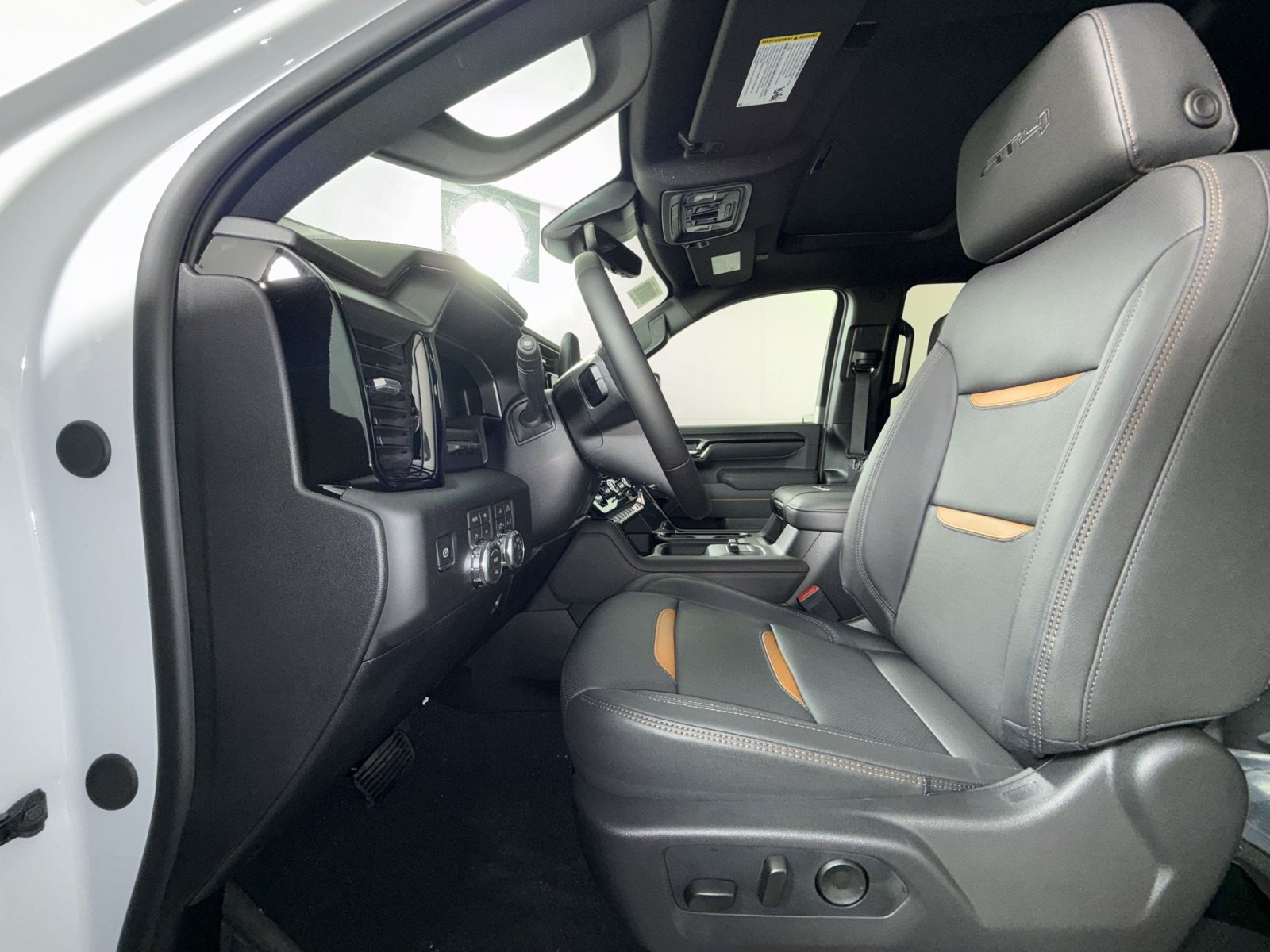 New 2026 GMC Sierra 2500 AT4 w/ Technology Package AWD/4WD image 13