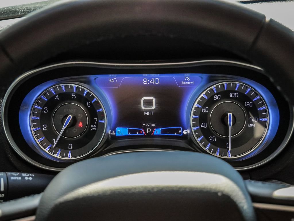 Used 2022 Chrysler 300 Touring L RWD image 33