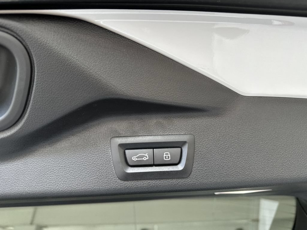 Used 2024 BMW X5 xDrive40i AWD/4WD image 32