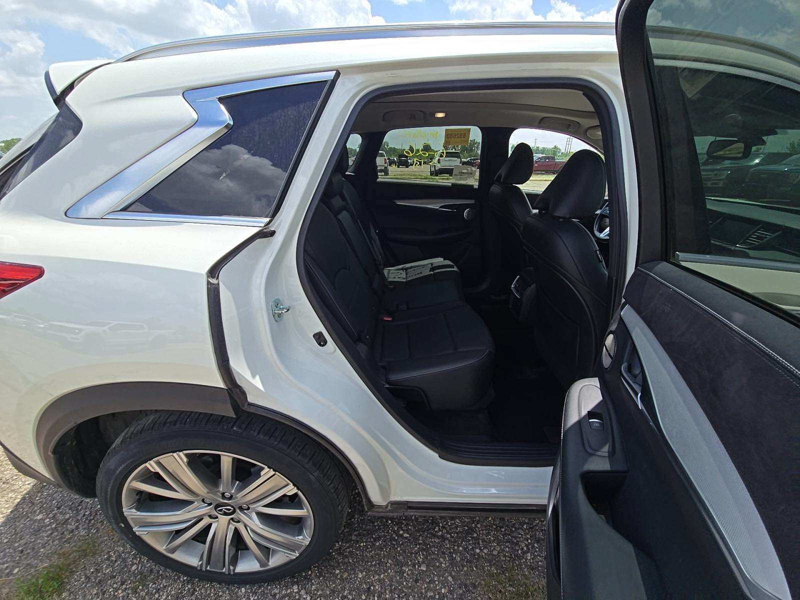 Used 2022 INFINITI QX50 Sensory AWD/4WD image 13