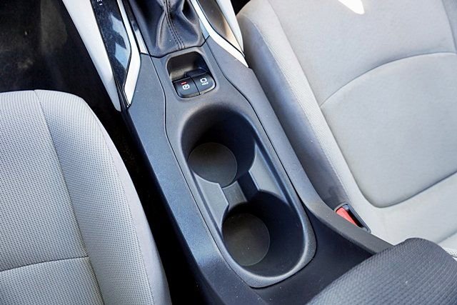 Used 2022 Toyota Corolla Cross L image 31