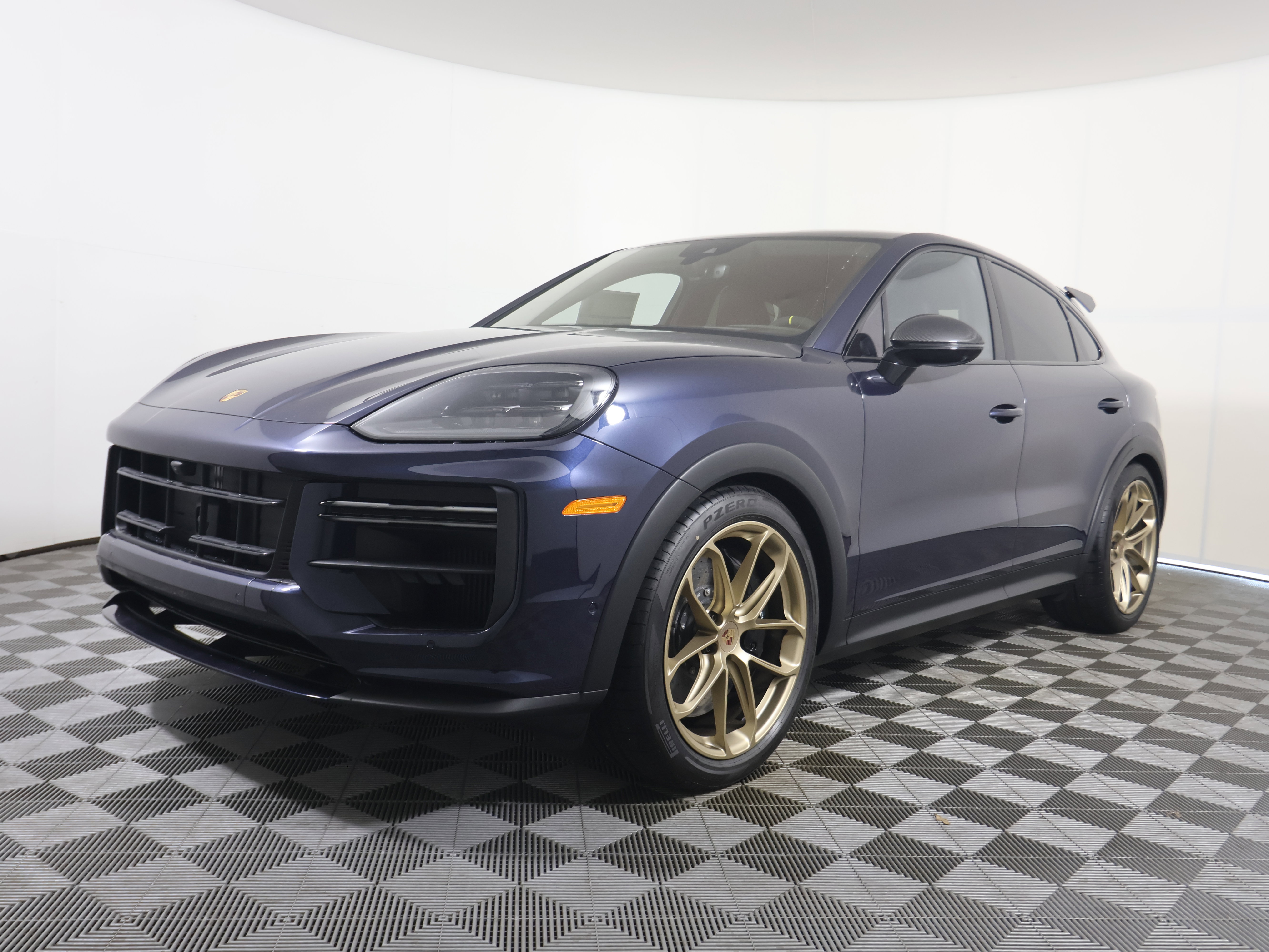 New 2025 Porsche Cayenne Turbo GT image 11