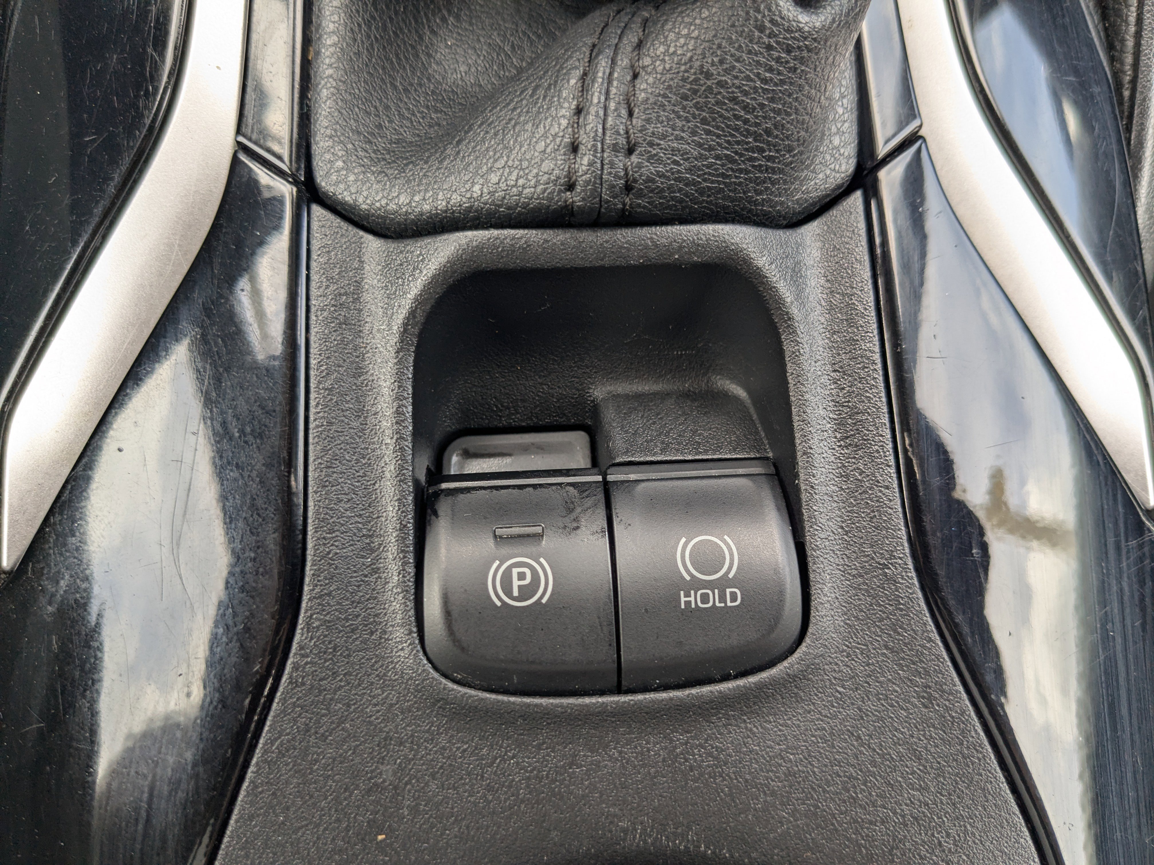 Used 2021 Toyota Corolla XSE image 25