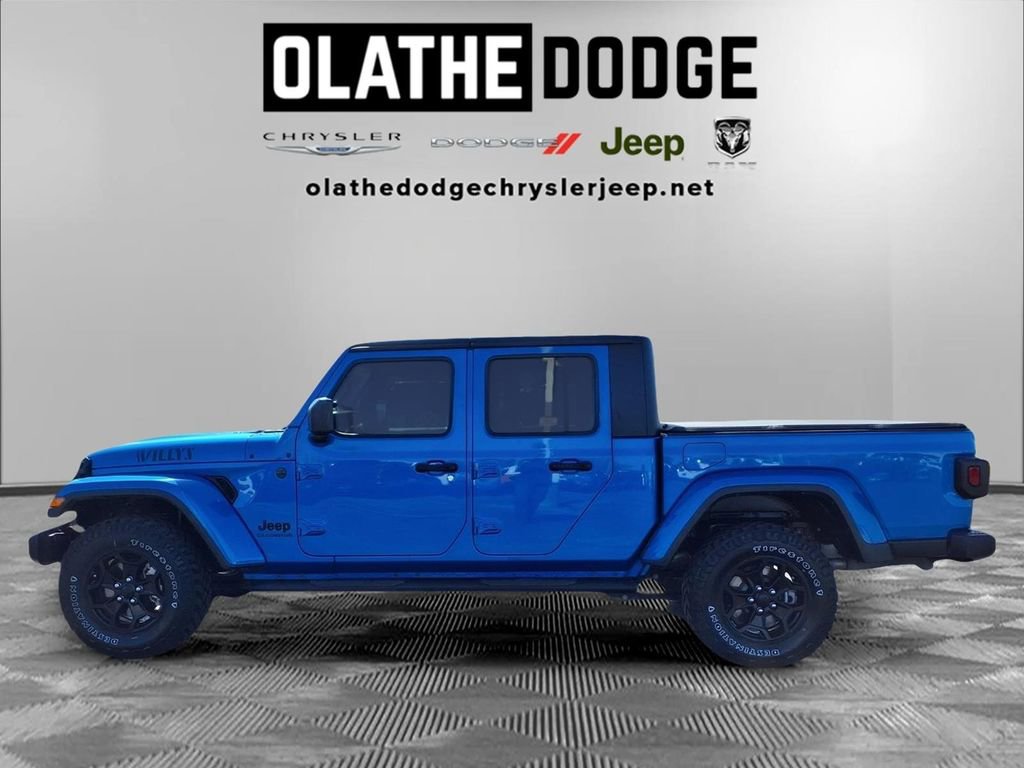 Used 2022 Jeep Gladiator Willys AWD/4WD image 20