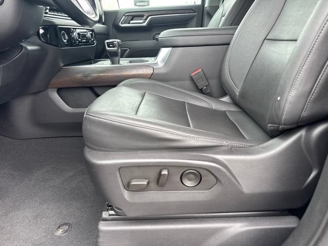 Used 2023 GMC Sierra 1500 SLT w/ SLT Premium Package AWD/4WD image 16