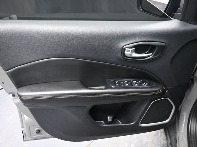 Used 2021 Jeep Compass Limited image 16
