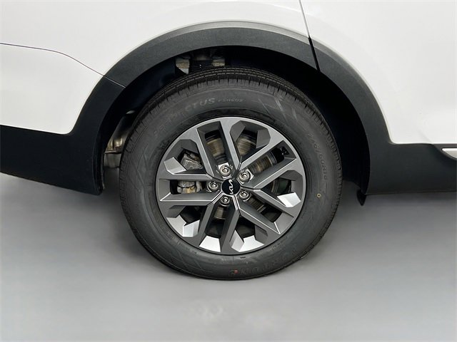 Used 2024 Kia Telluride LX image 37
