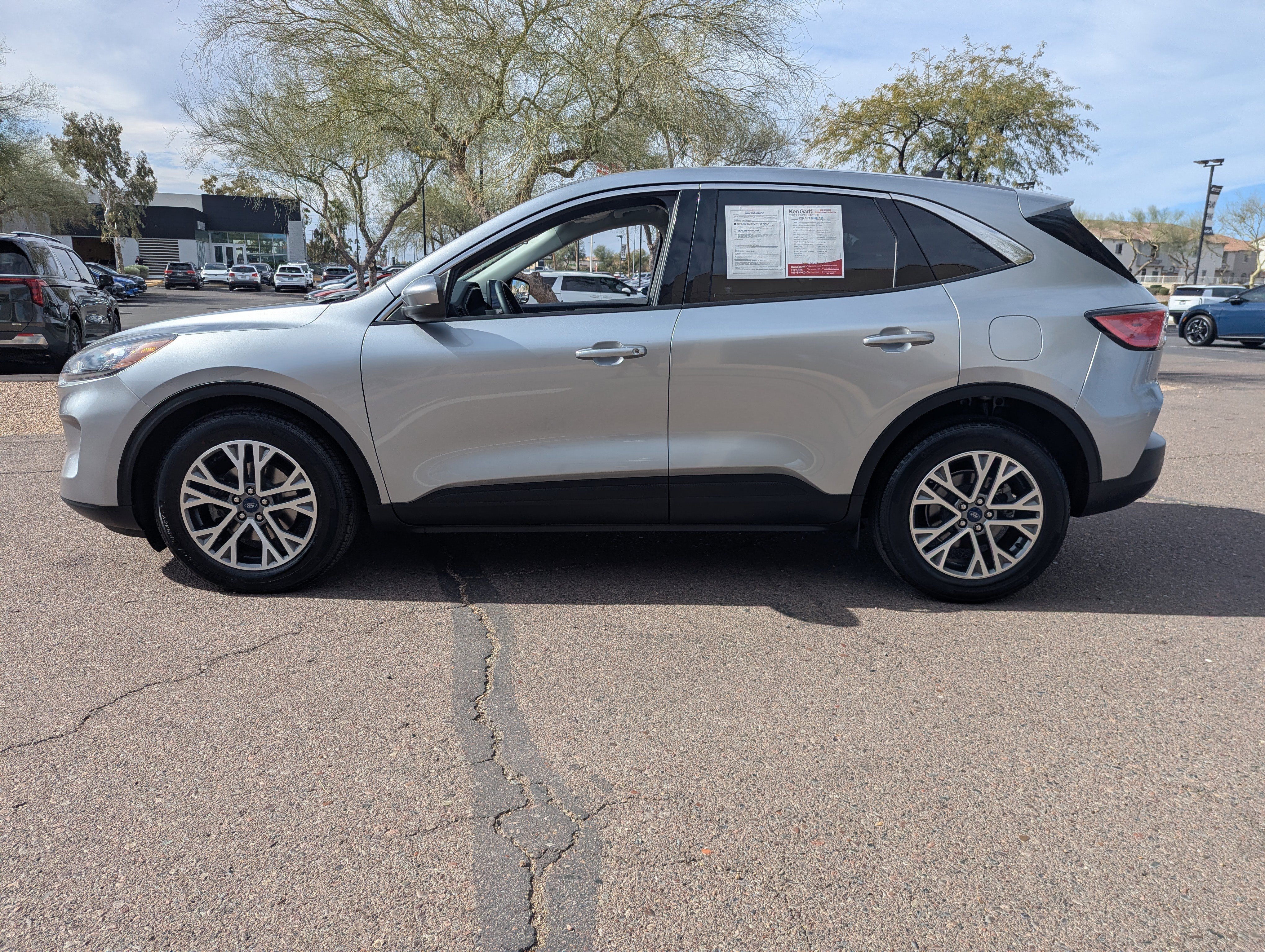 Used 2022 Ford Escape SEL image 5