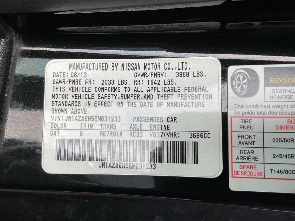 Used 2014 Nissan 370Z Coupe RWD image 35