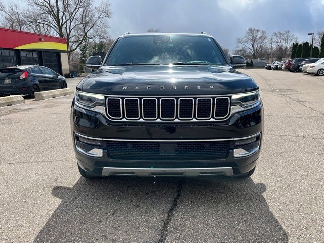 Used 2023 Jeep Wagoneer L Series III w/ Preferred Equipment Group image 8