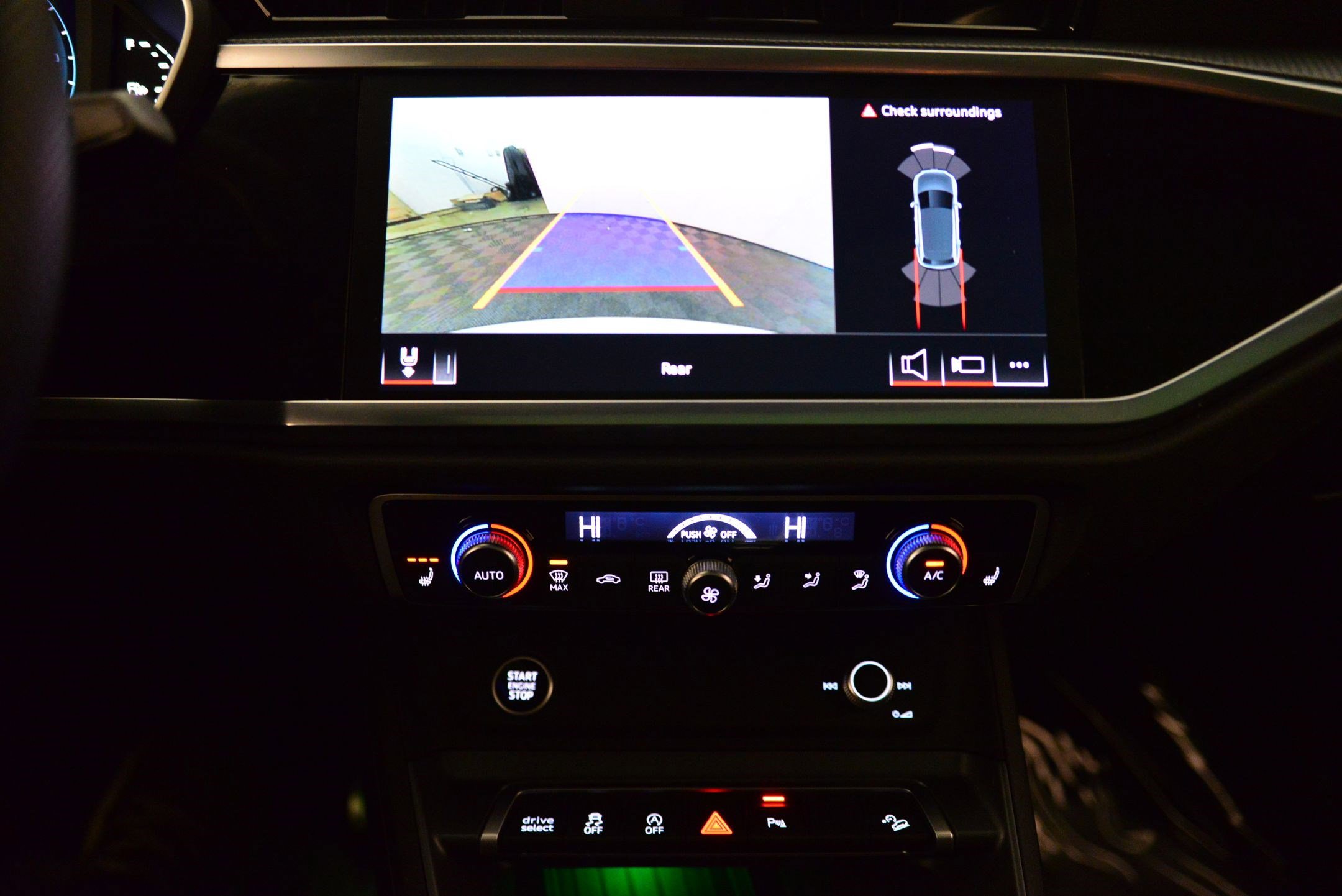 Certified 2025 Audi Q3 2.0T Premium Plus w/ Premium Plus Package image 31