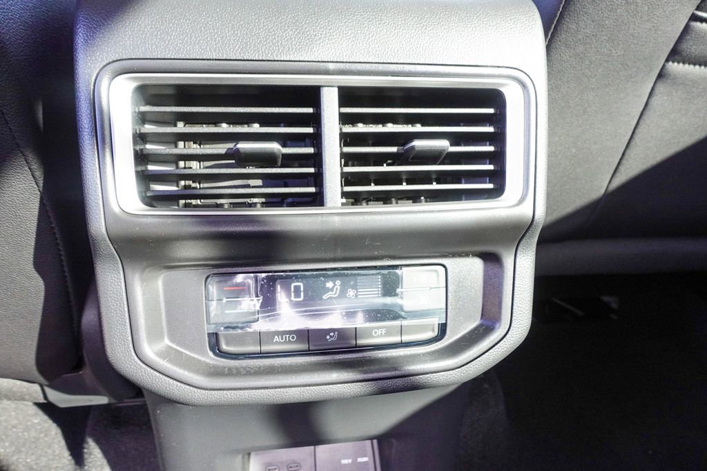 New 2026 Volkswagen Atlas SE image 28