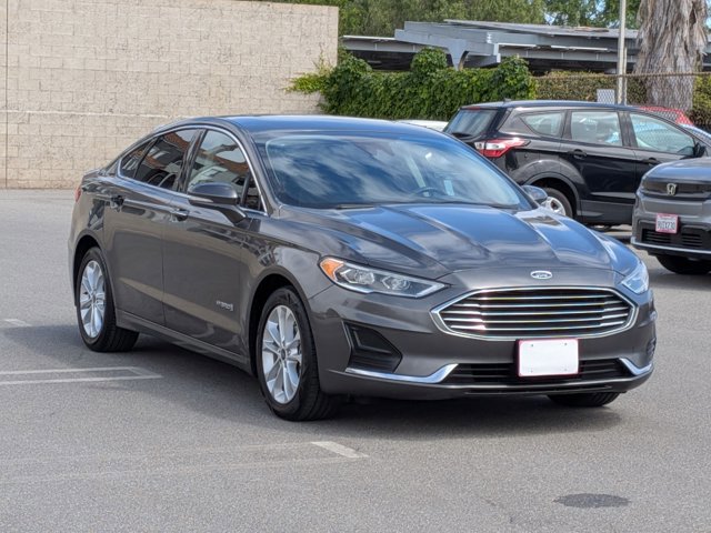 Used 2019 Ford Fusion SEL FWD image 3