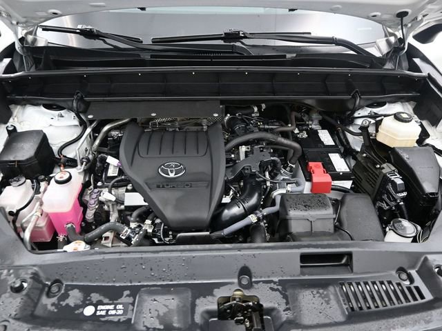 Used 2023 Toyota Highlander XLE image 11