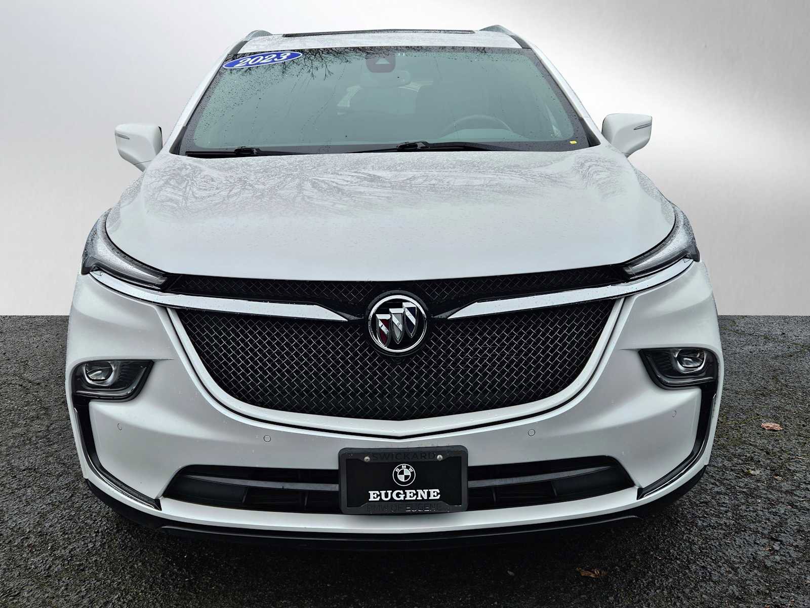 Used 2023 Buick Enclave Essence w/ Experience Buick Package image 8