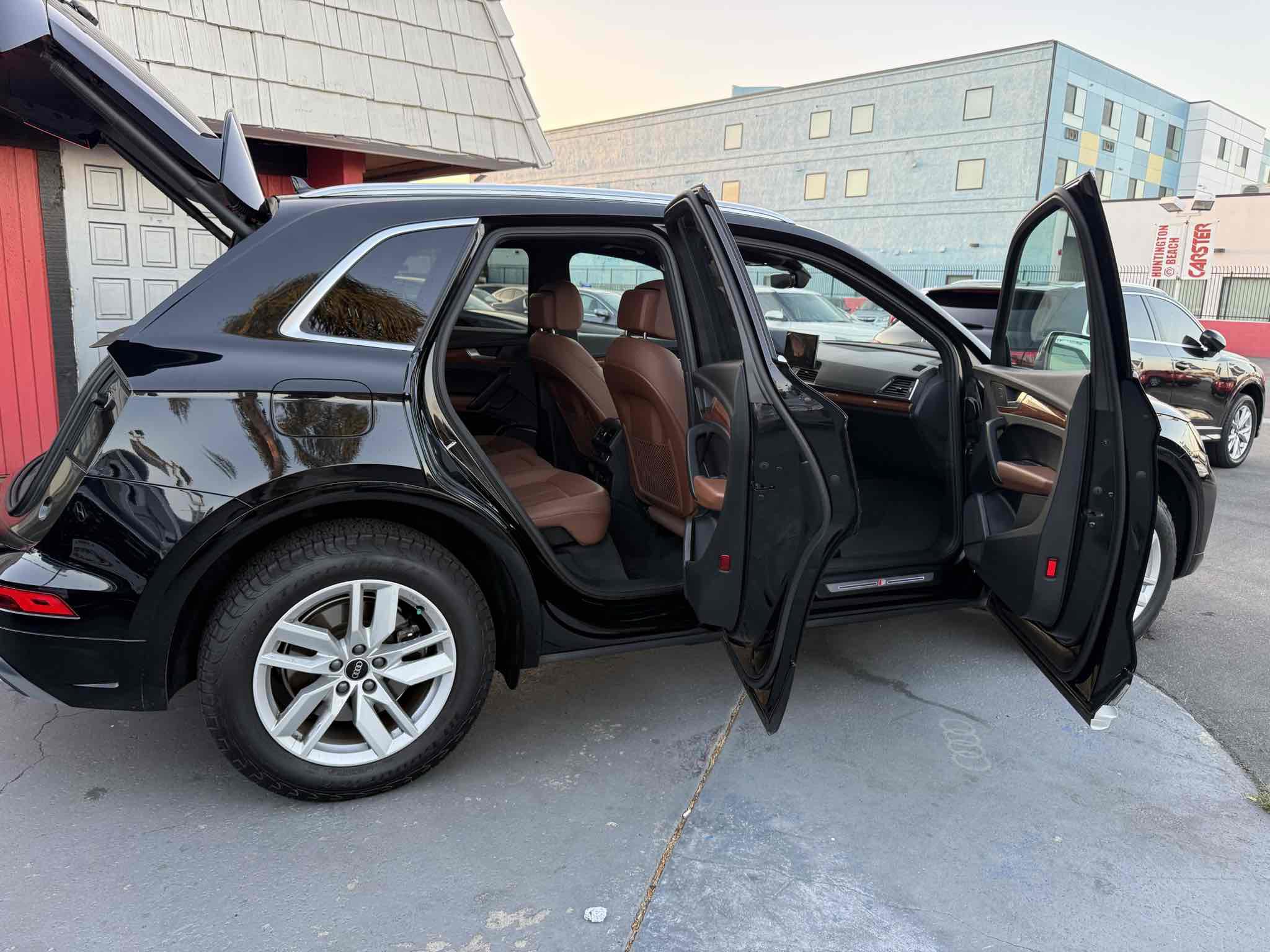 Used 2022 Audi Q5 2.0T Premium w/ Convenience Package image 45