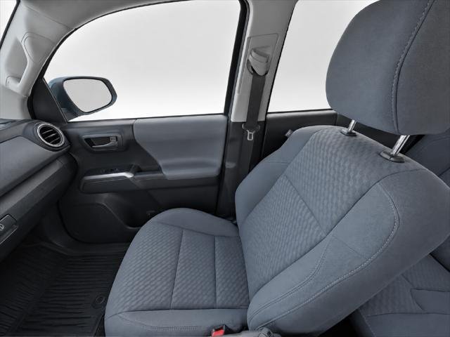 Certified 2020 Toyota Tacoma SR5 AWD/4WD image 14