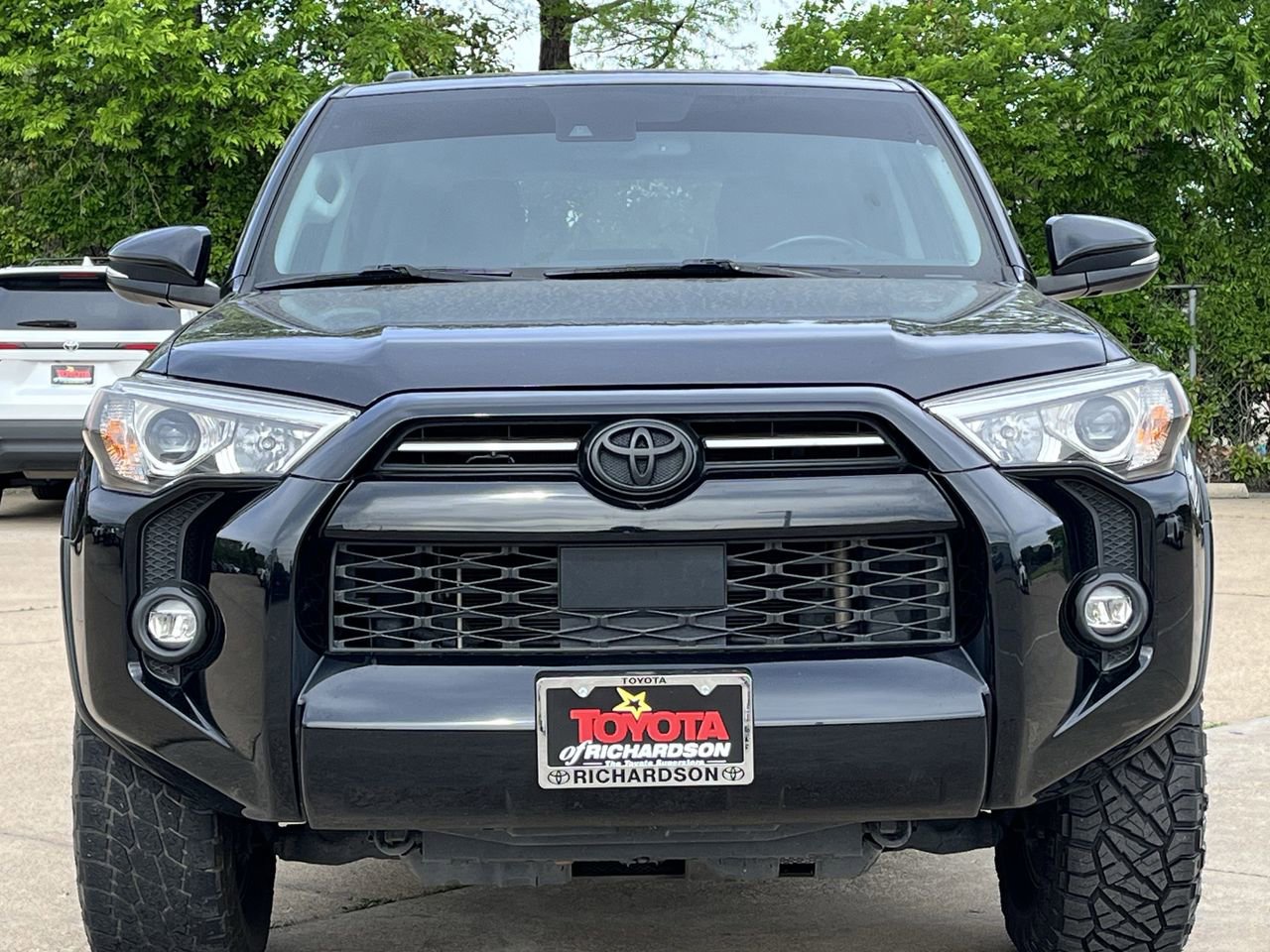 Used 2023 Toyota 4Runner SR5 Premium w/ Moonroof Package RWD image 7
