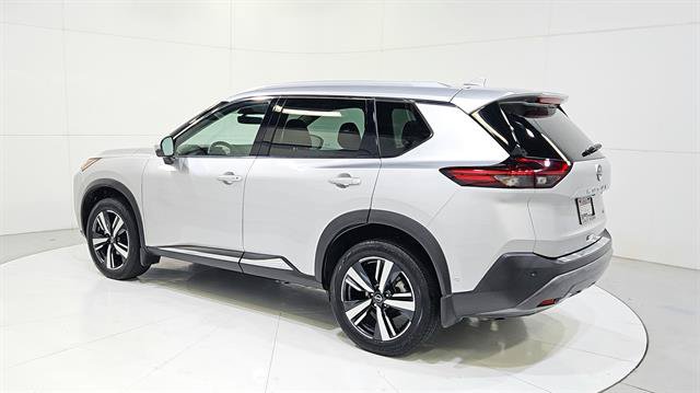 Used 2022 Nissan Rogue SL w/ SL Premium Package FWD image 6