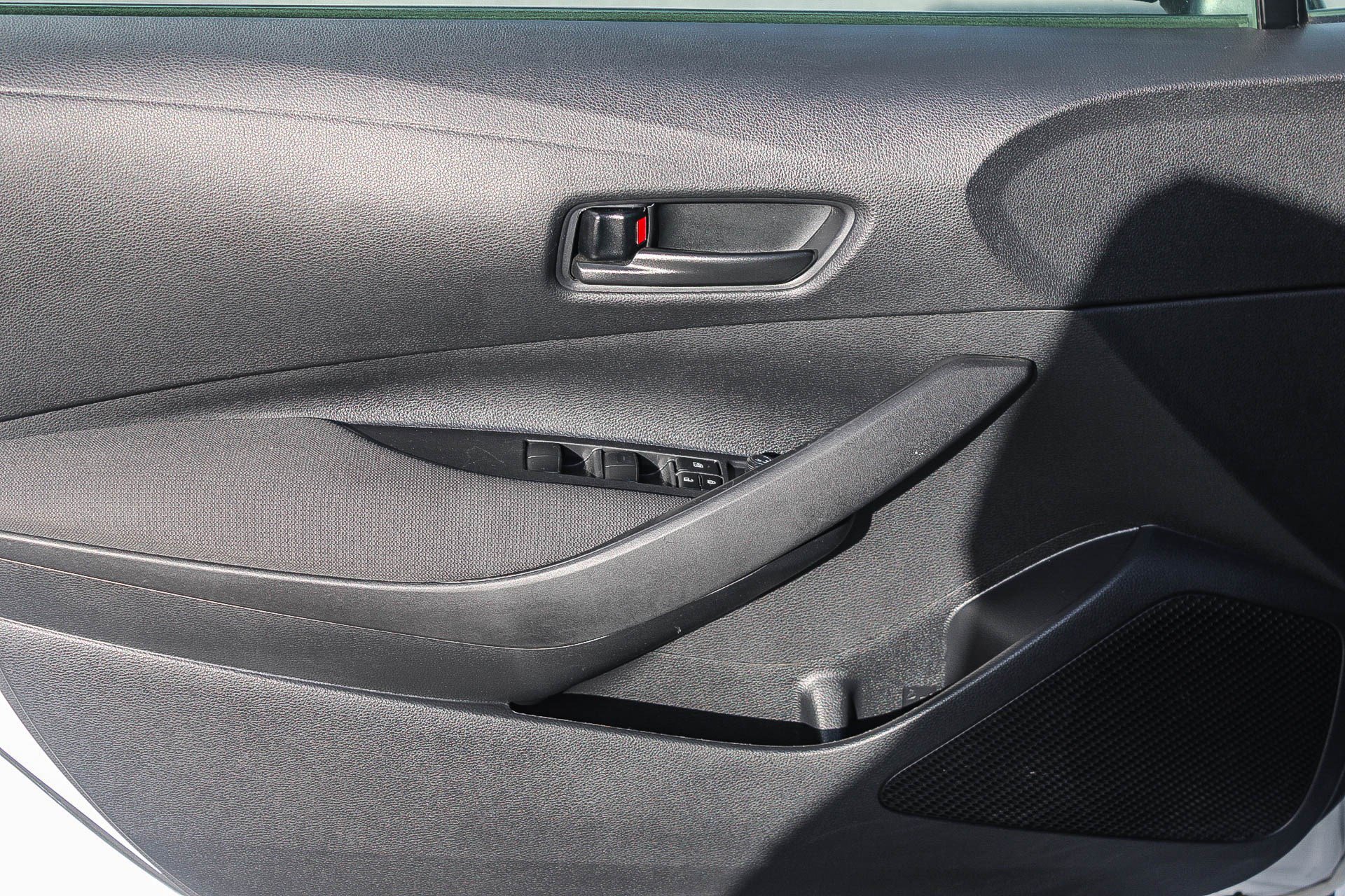 Used 2024 Toyota Corolla LE image 20