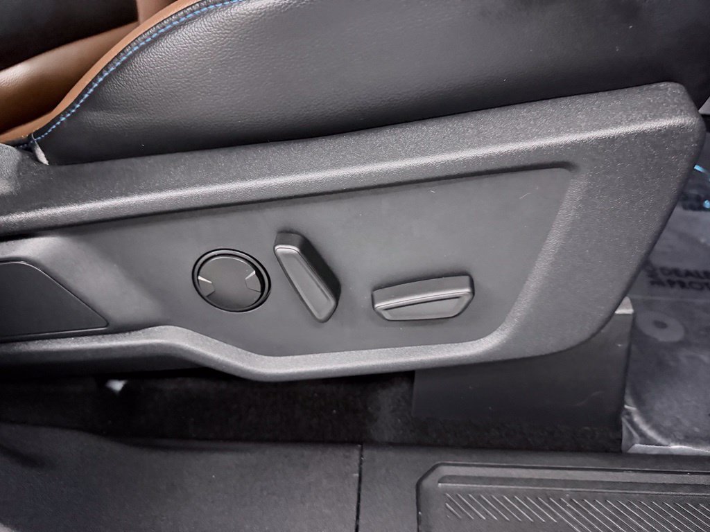 Used 2024 Ford Bronco Outer Banks AWD/4WD image 39