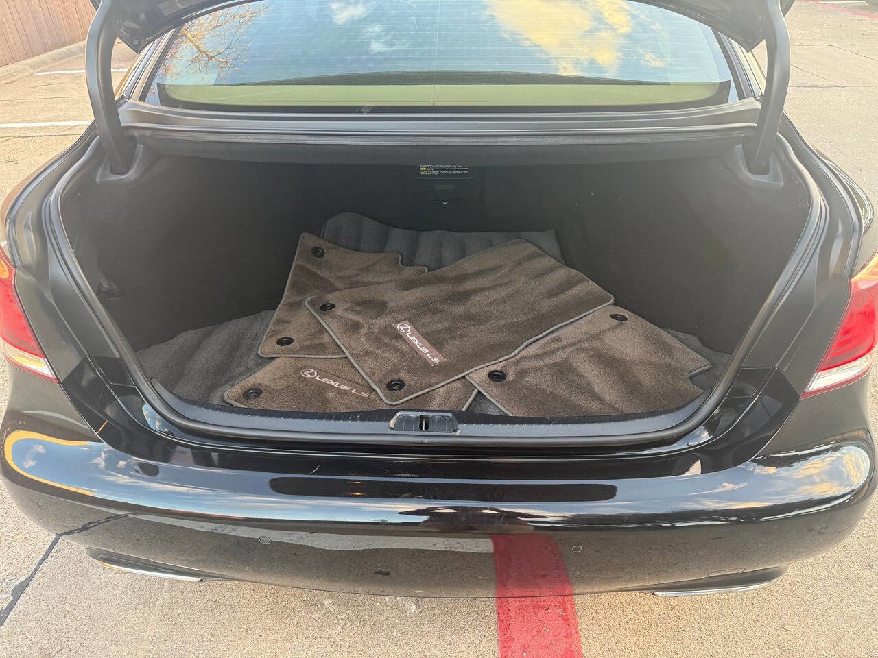 Used 2013 Lexus LS 460 w/ Comfort Pkg image 49