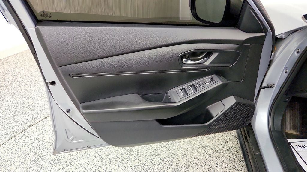 Used 2023 Honda Accord LX image 10