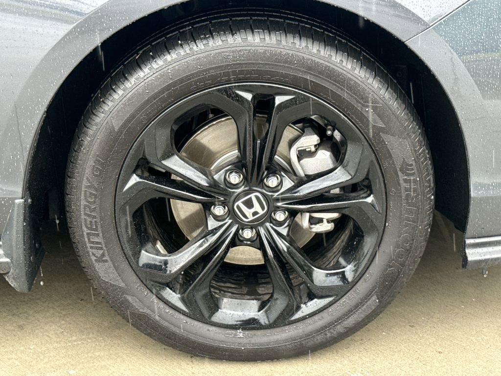 Used 2025 Honda Accord SE image 11