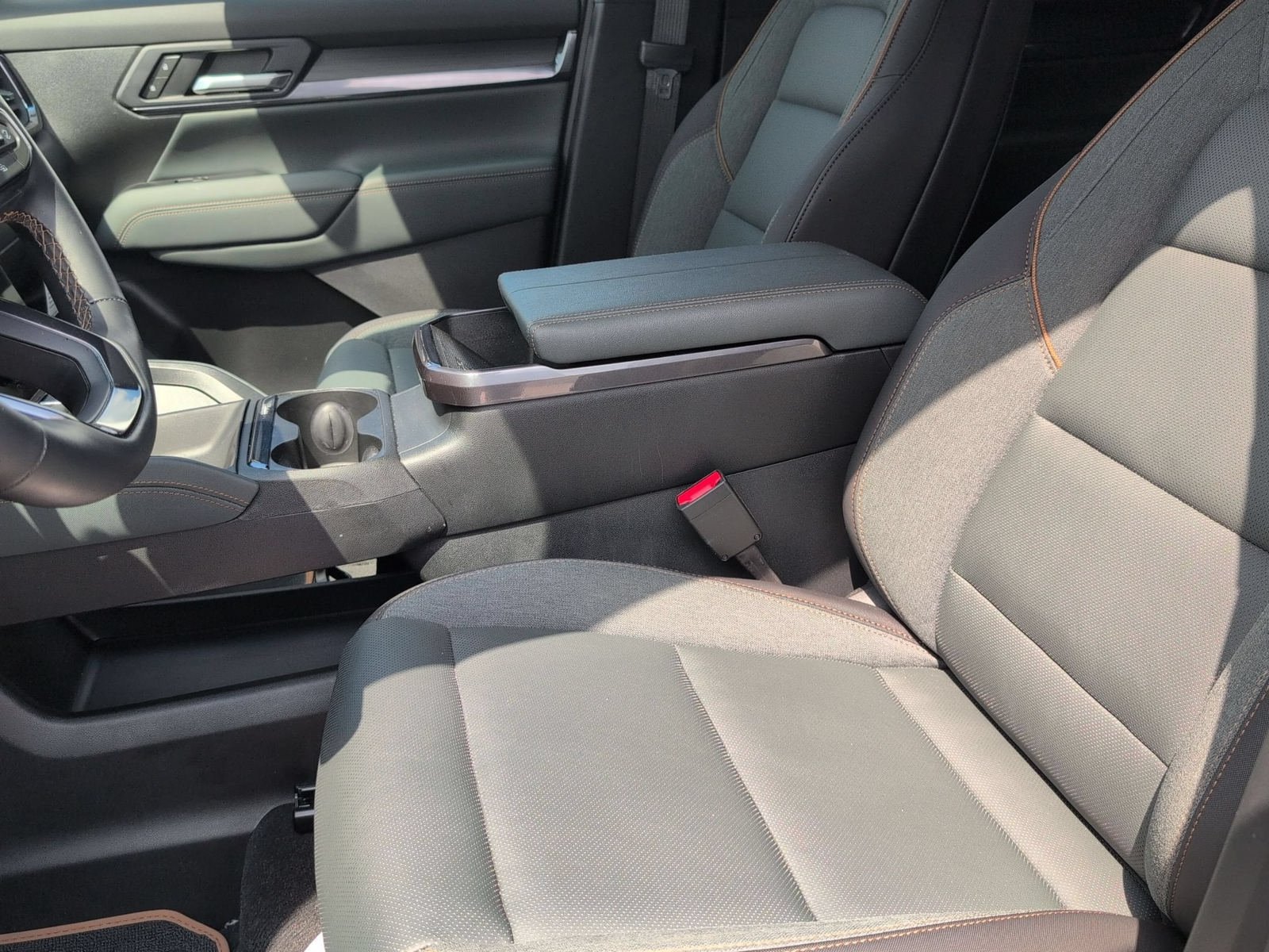 New 2026 GMC Terrain AT4 AWD/4WD image 24
