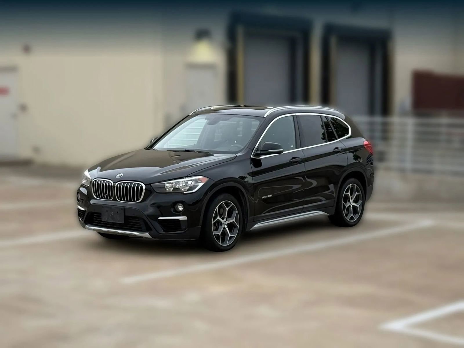Used 2018 BMW X1 sDrive28i image 3