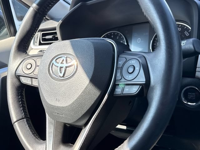 Used 2021 Toyota RAV4 XLE w/ XLE Grade Weather Package AWD/4WD image 12