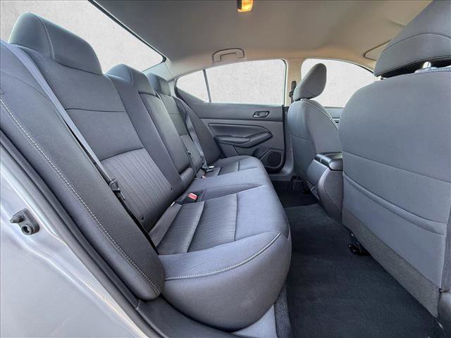 Used 2024 Nissan Altima 2.5 SV FWD image 23