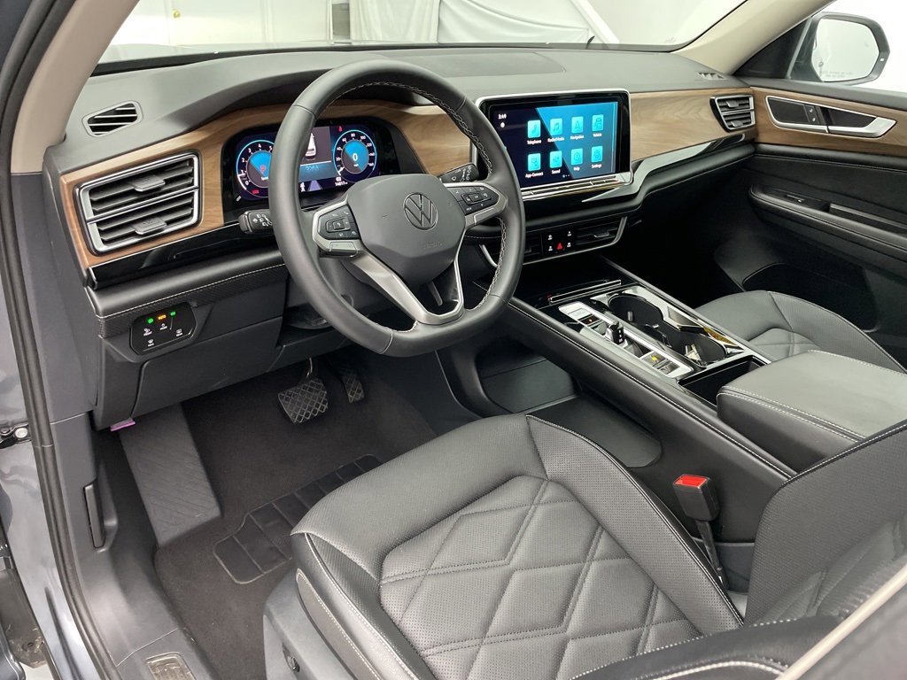 Used 2024 Volkswagen Atlas SE image 15