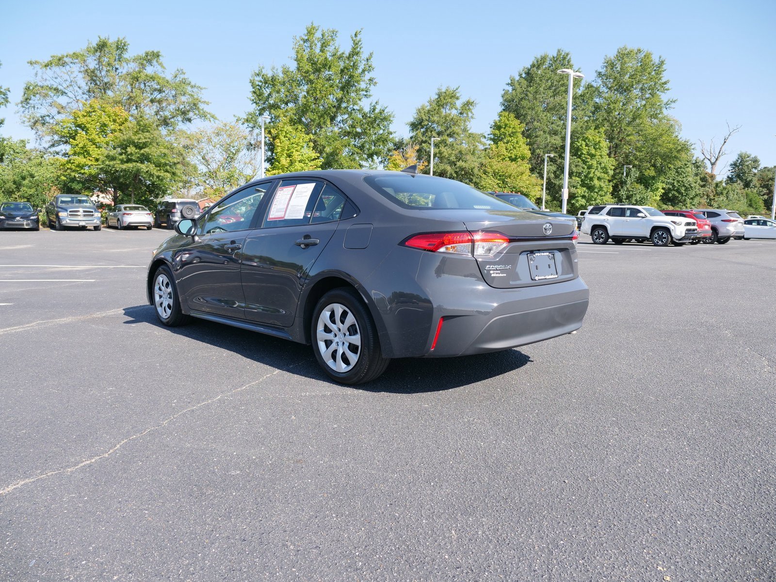 Used 2024 Toyota Corolla LE image 6