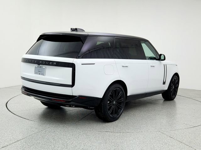 New 2025 Land Rover Range Rover Long Wheelbase SE image 5