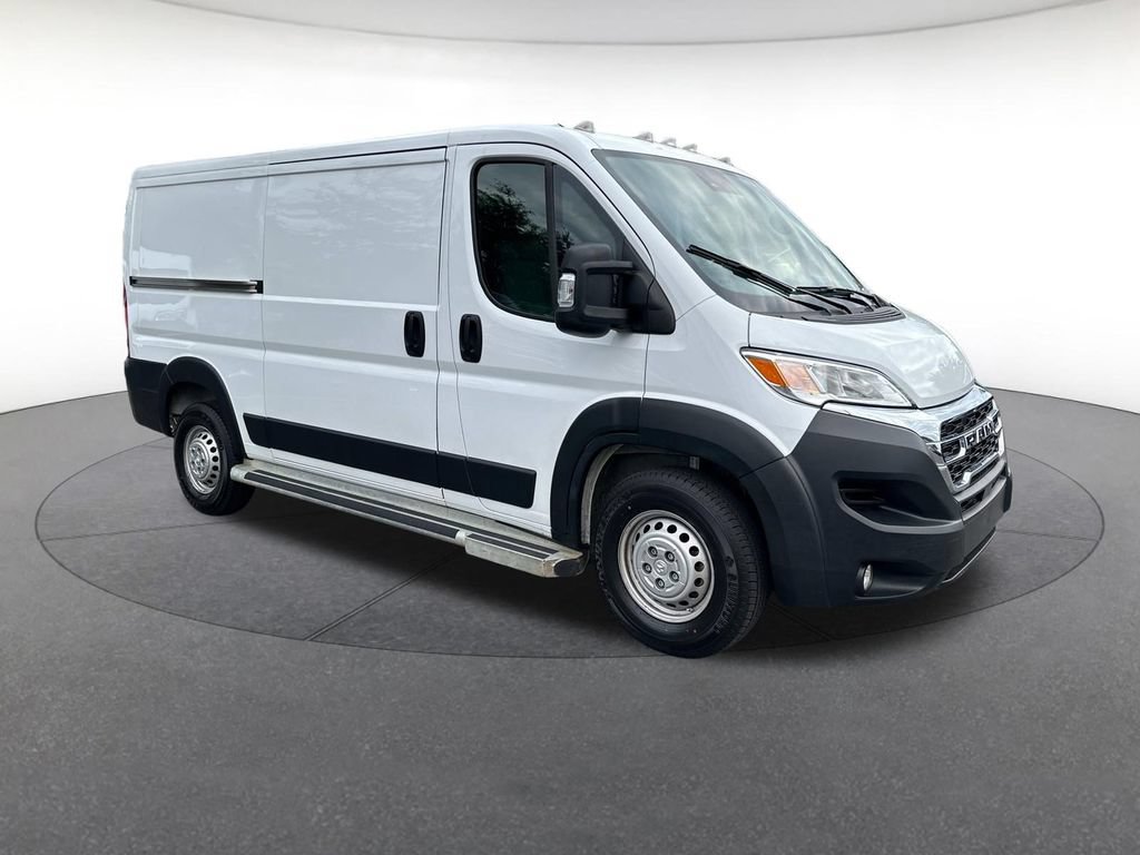 Used 2025 RAM ProMaster 2500 w/ U-Haul Equipment Group FWD image 8