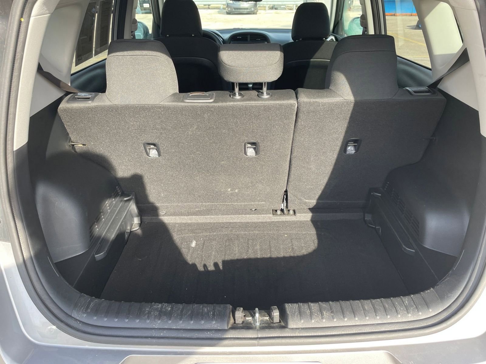 Used 2025 Kia Soul LX w/ LX Technology Package FWD image 29