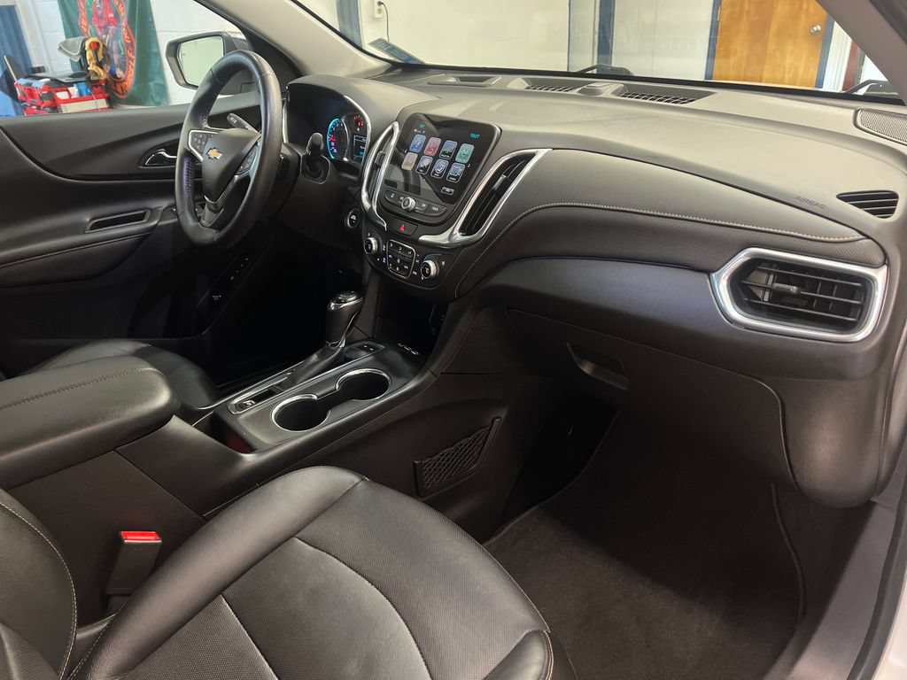 Used 2018 Chevrolet Equinox Premier AWD/4WD image 39