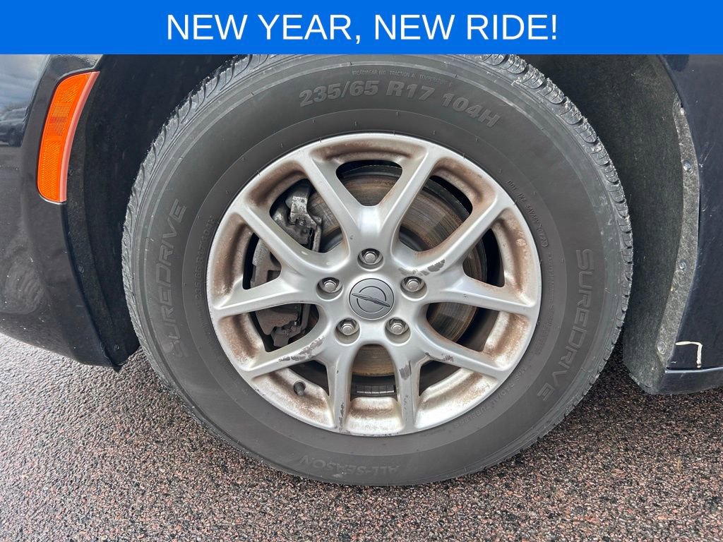 Used 2022 Chrysler Voyager LX image 22